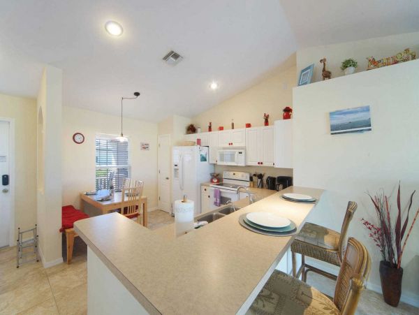 Cape Coral Vacation Home Three Bedroom