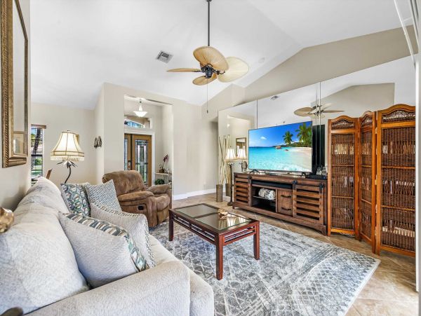 Cape Coral Home 1024423