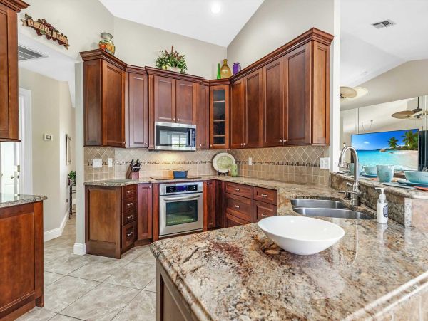 Cape Coral Home 1024423