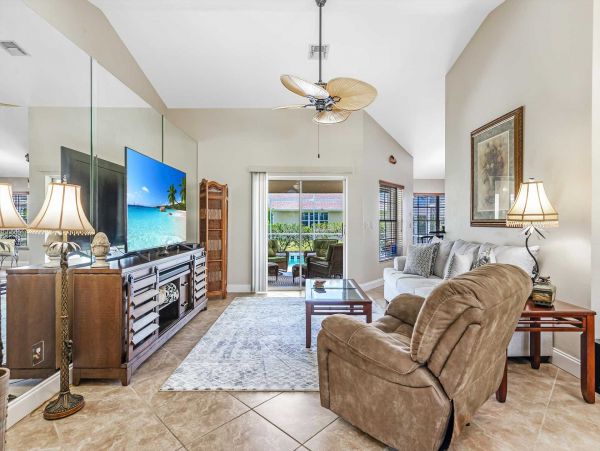 Cape Coral Home 1024423