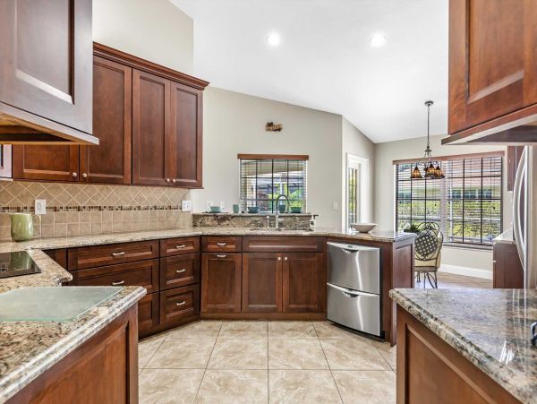 Cape Coral Home 1024423