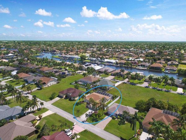 Cape Coral Home 1024424