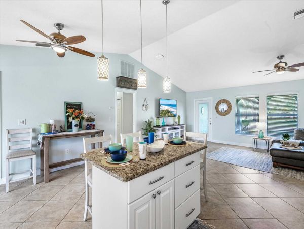 Charming 3 Bedroom Vacation Home with Private Pool