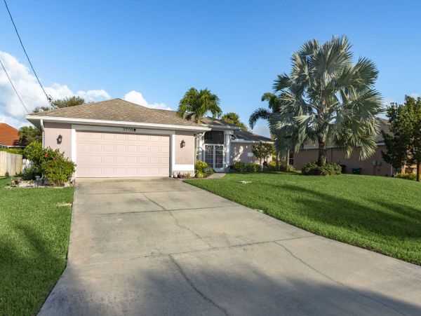 Cape Coral Home 1024428