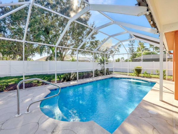 Cape Coral Home 1024429