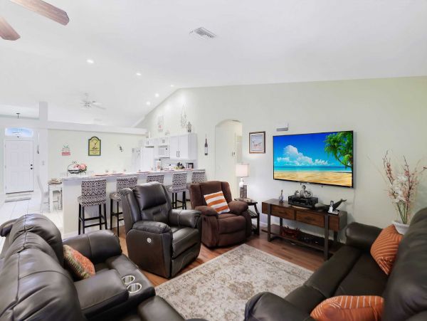 Cape Coral Home 1024429