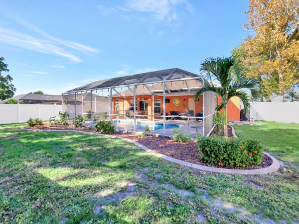 Cape Coral Home 1024429