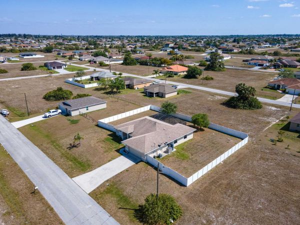 Cape Coral Home 1024430