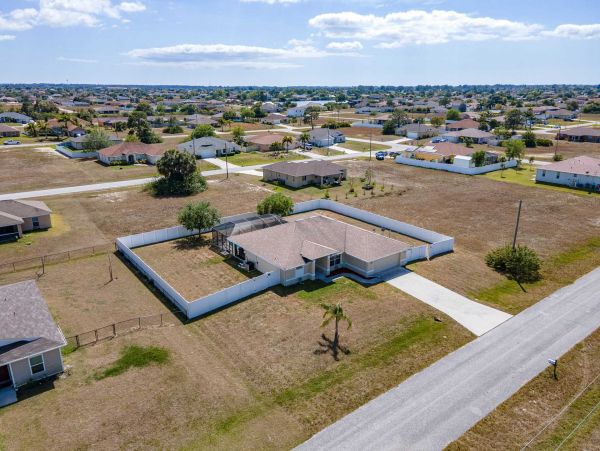 Cape Coral Home 1024430
