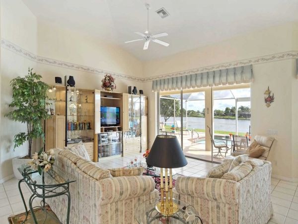 Cape Coral Home 1024431