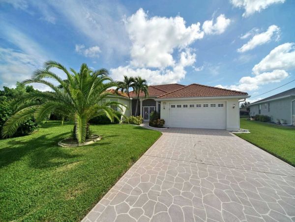 Cape Coral Home 1024431