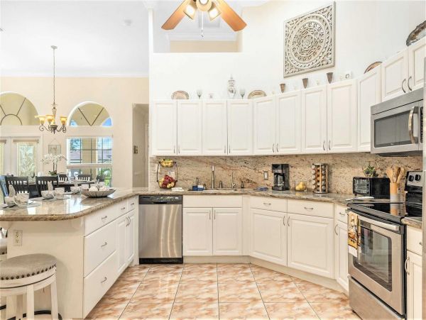 Cape Coral Luxury Four Bedroom Pool Home Vacation Rental