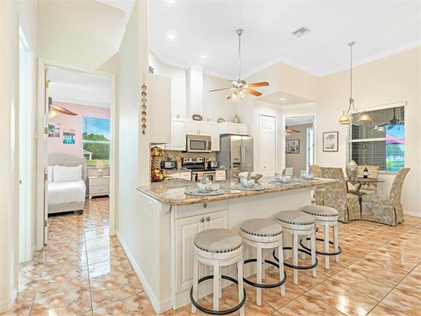 Cape Coral Luxury Four Bedroom Pool Home Vacation Rental