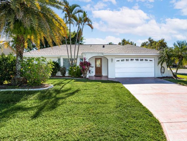 Cape Coral Home 1024434