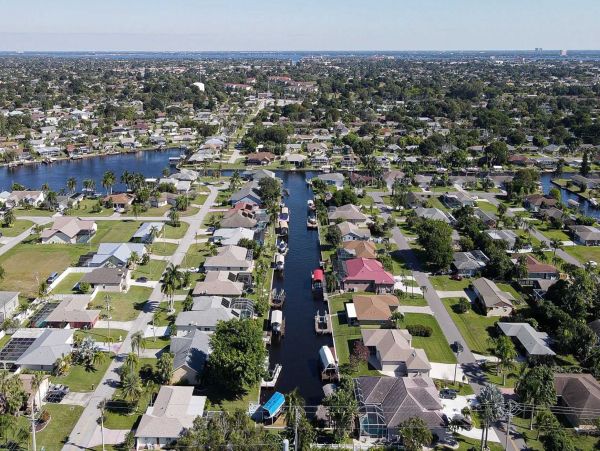 Cape Coral Home 1024434