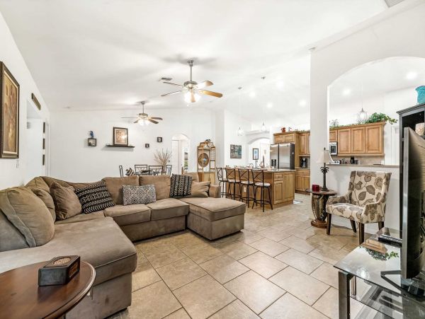 Cape Coral Home 1024435