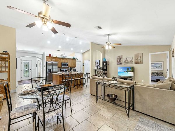 Cape Coral Home 1024435