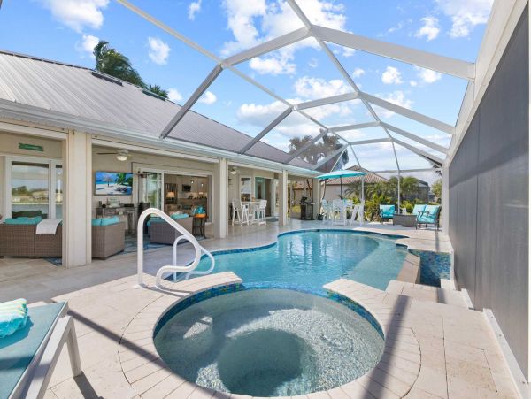 Cape Coral Home 1024437