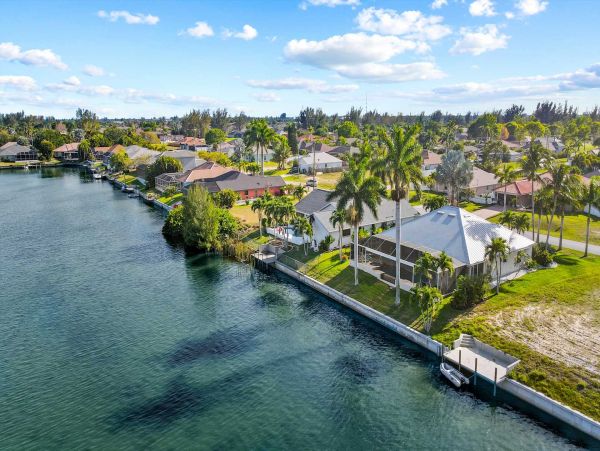Cape Coral Home 1024437
