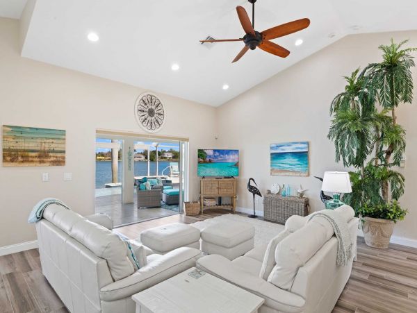 Cape Coral Home 1024437