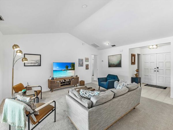 Cape Coral Home 1024438