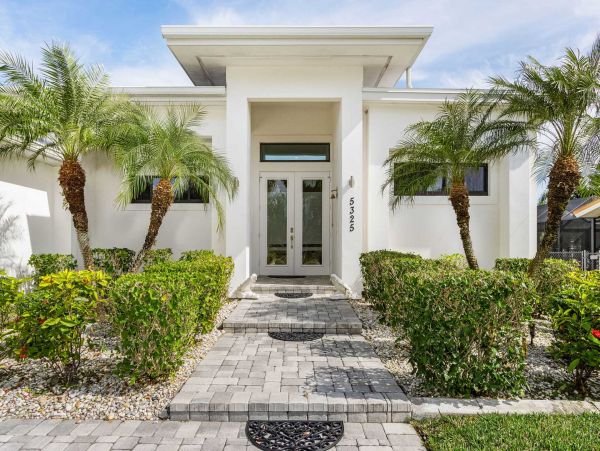 Cape Coral Home 1024441