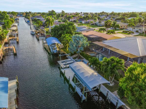 Cape Coral Home 1024441