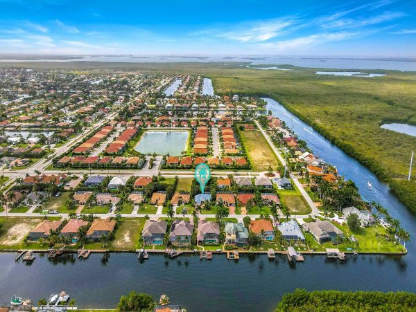 Cape Coral Home 1024442