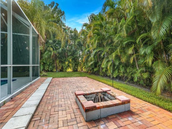 Cape Coral Home 1024442