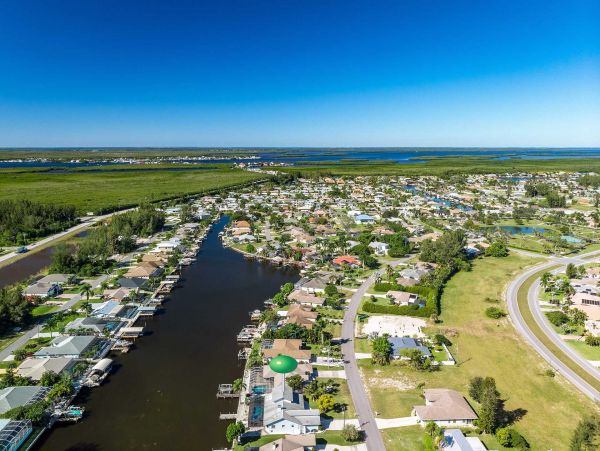 Cape Coral Home 1024445