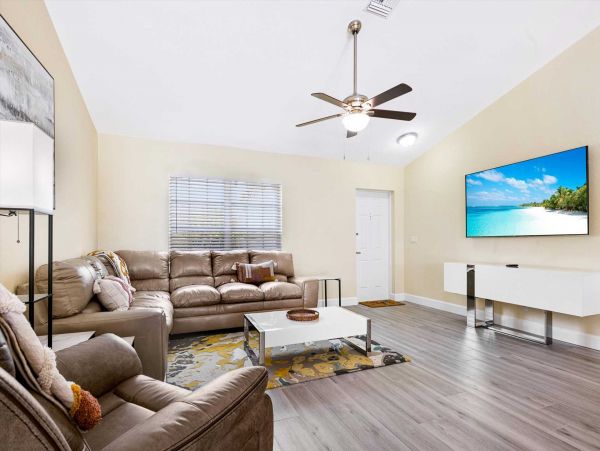 Cape Coral Home 1024446