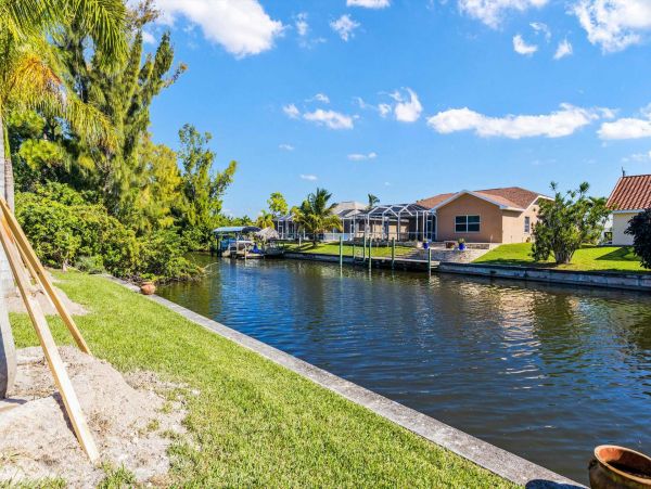 Cape Coral Home 1024447