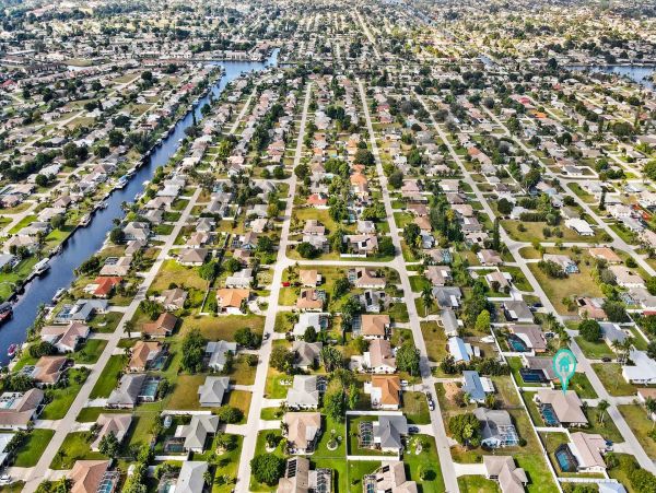 Cape Coral Home 1024448