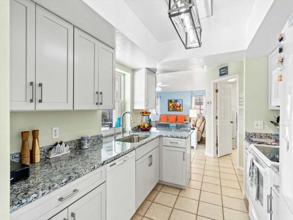 Cape Coral Home 1024448