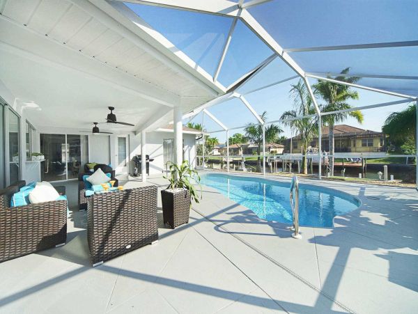 Cape Coral Lovely Luxury Home Away from Home