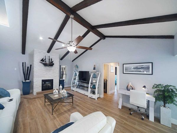 Cape Coral Lovely Luxury Home Away from Home