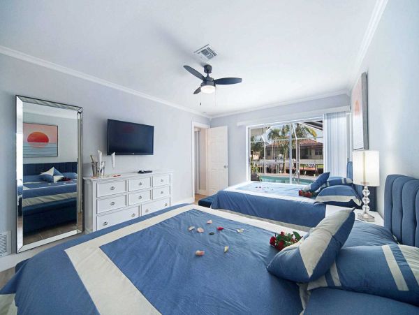 Cape Coral Lovely Luxury Home Away from Home