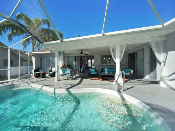 Cape Coral Lovely Luxury Home Away from Home