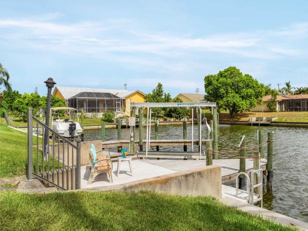 Cape Coral Home 1024450