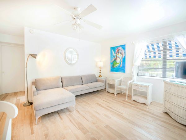 Siesta Key Condo 1024453