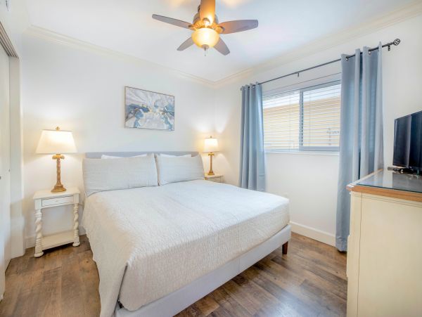 Siesta Key Condo 1024459