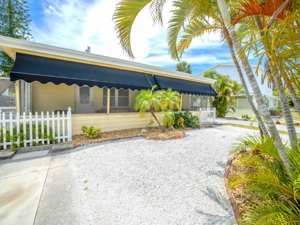 Siesta Key Condo 1024459