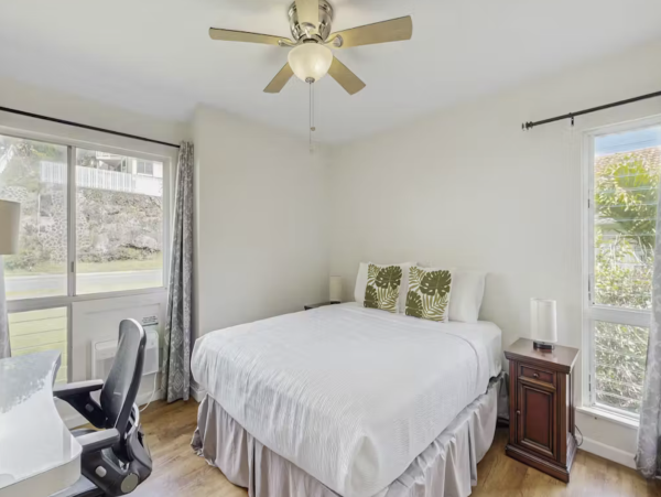 Honolulu Vacation Rental with Ocean Views 4-Bedroom Home