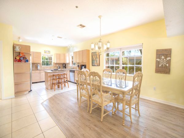Siesta Key Condo 1024466
