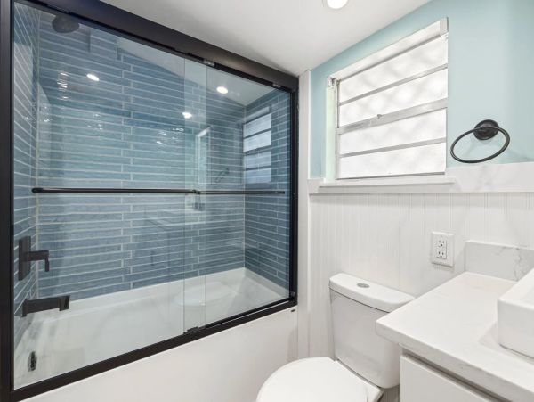 Siesta Key Two Bedroom Tropical Cottage