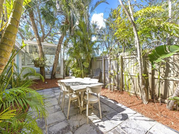 Siesta Key Two Bedroom Tropical Cottage