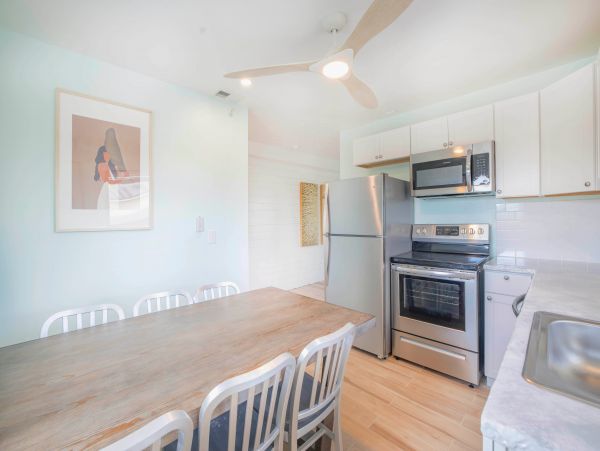 3 Bedroom Oceanfront Apartment, pet friendly, best location in Siesta Key