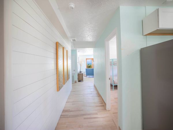 3 Bedroom Oceanfront Apartment, pet friendly, best location in Siesta Key