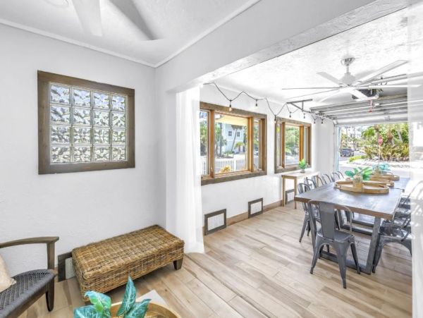 Siesta Key Vacation Rental Private Beachfront with Gulf Views