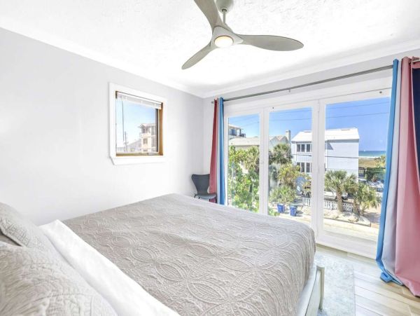 Siesta Key Vacation Rental Private Beachfront with Gulf Views